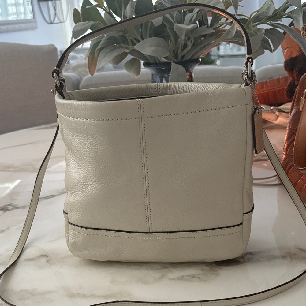 Coach Pebbled Leather Bucket Shoulder Bag in Chalk perl color